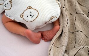 医療脱毛が途中からサロンで足りない部分を補う方法は？